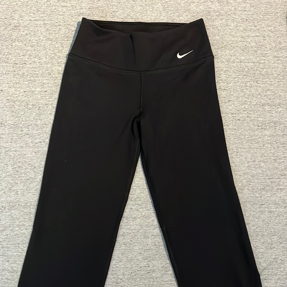 Nike Dri-Fit Cropped Leggings- Size Xsmall